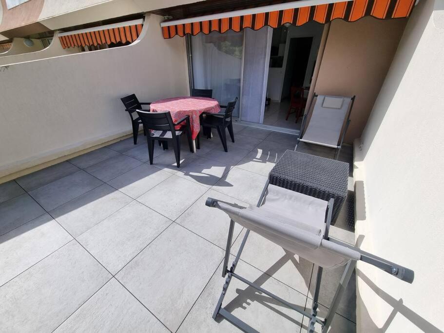 En Bord De Mer, Avec Grande Terrasse Et Climatisation Le Grau-du-Roi Exterior foto